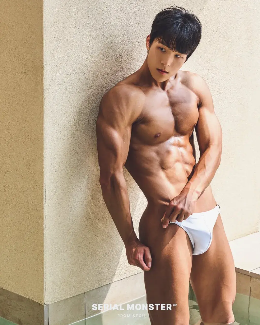 หนุ่มเกาหลีงานดี มีวาร์ป ( IG : _ybb_j )