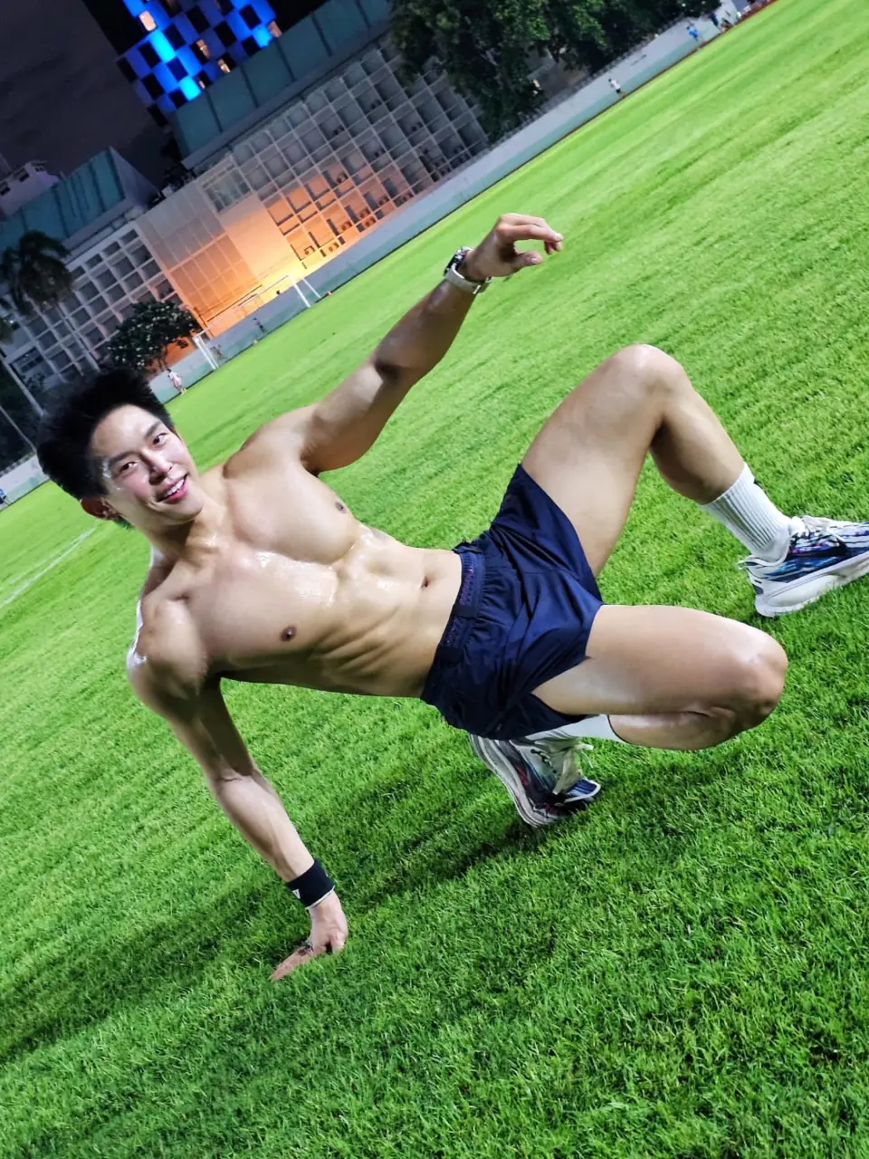 Cool GUY : Jirateep Hongrattanakorn