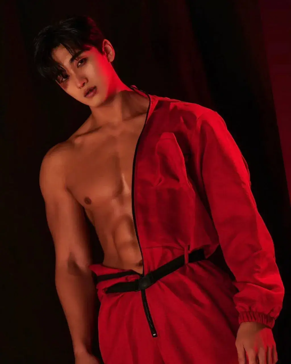 หนุ่มเกาหลีงานดี มีวาร์ป ( IG : 1saem_ )