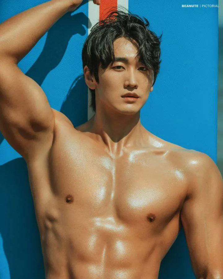 หนุ่มเกาหลีงานดี มีวาร์ป ( IG : 1saem_ )