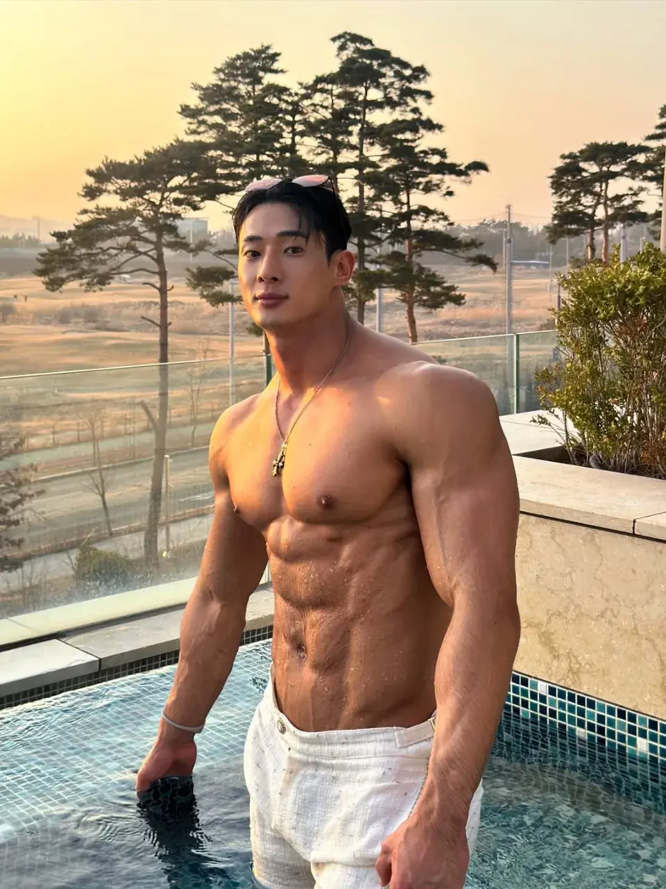 หนุ่มเกาหลีงานดี มีวาร์ป ( IG : 2doe0 )