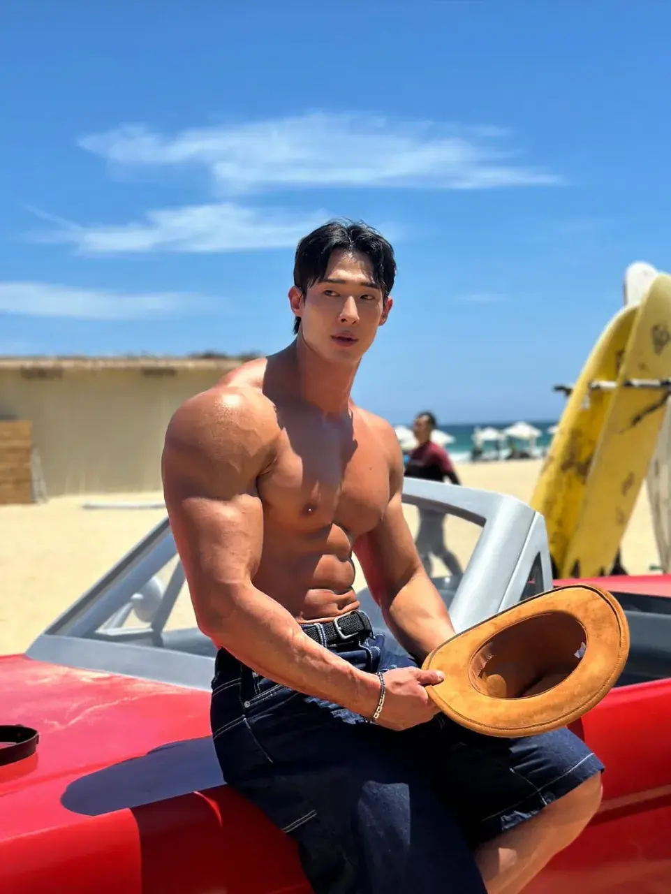 หนุ่มเกาหลีงานดี มีวาร์ป ( IG : 2doe0 )