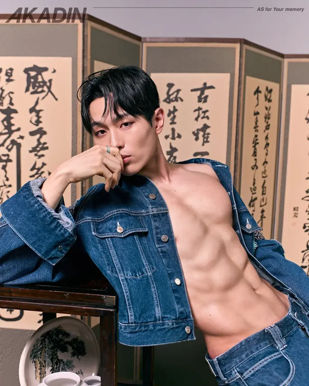 หนุ่มเกาหลีงานดี มีวาร์ป ( IG : 93_samdol )