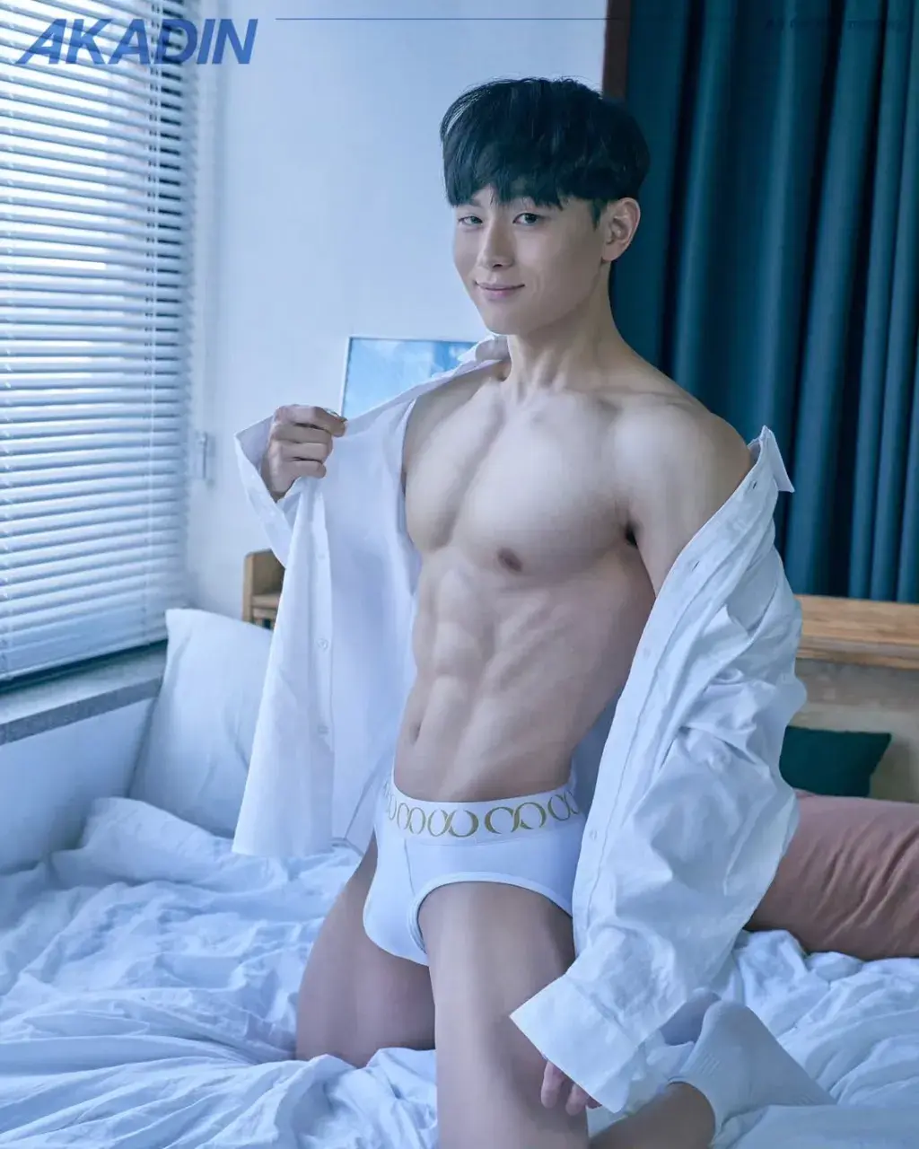 หนุ่มเกาหลีงานดี มีวาร์ป ( IG : 93_samdol )