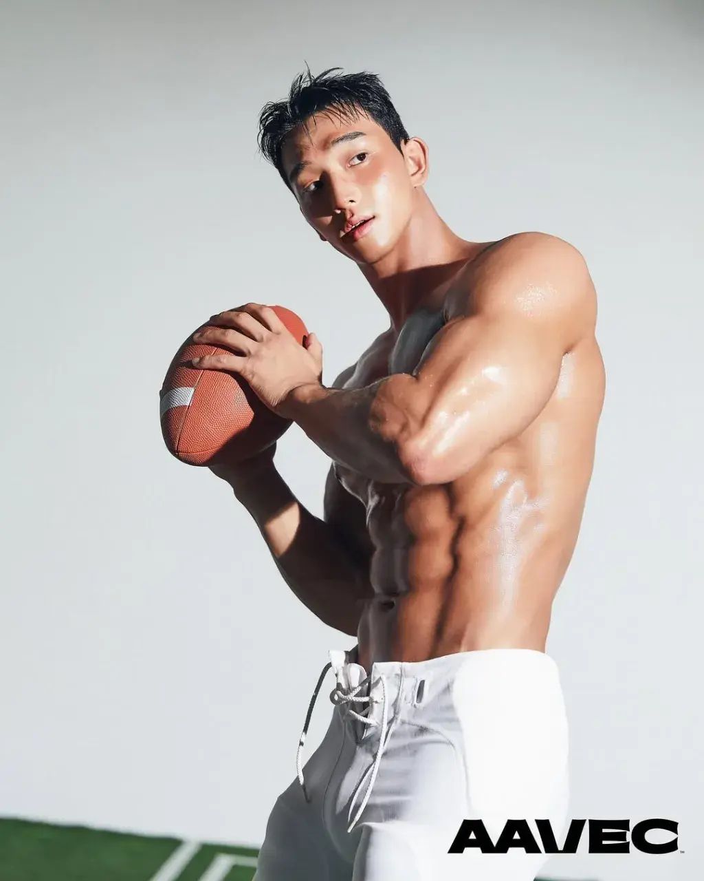 หนุ่มเกาหลีงานดี มีวาร์ป ( IG : l_uique )