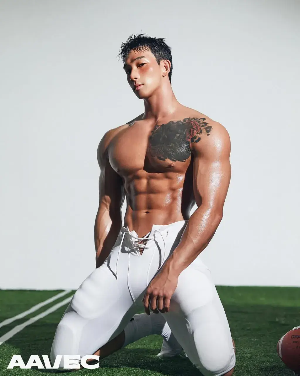 หนุ่มเกาหลีงานดี มีวาร์ป ( IG : l_uique )