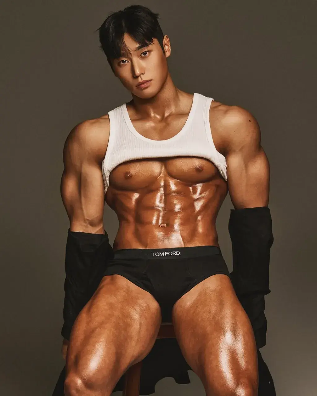 หนุ่มเกาหลีงานดี มีวาร์ป ( IG : cbum_js )