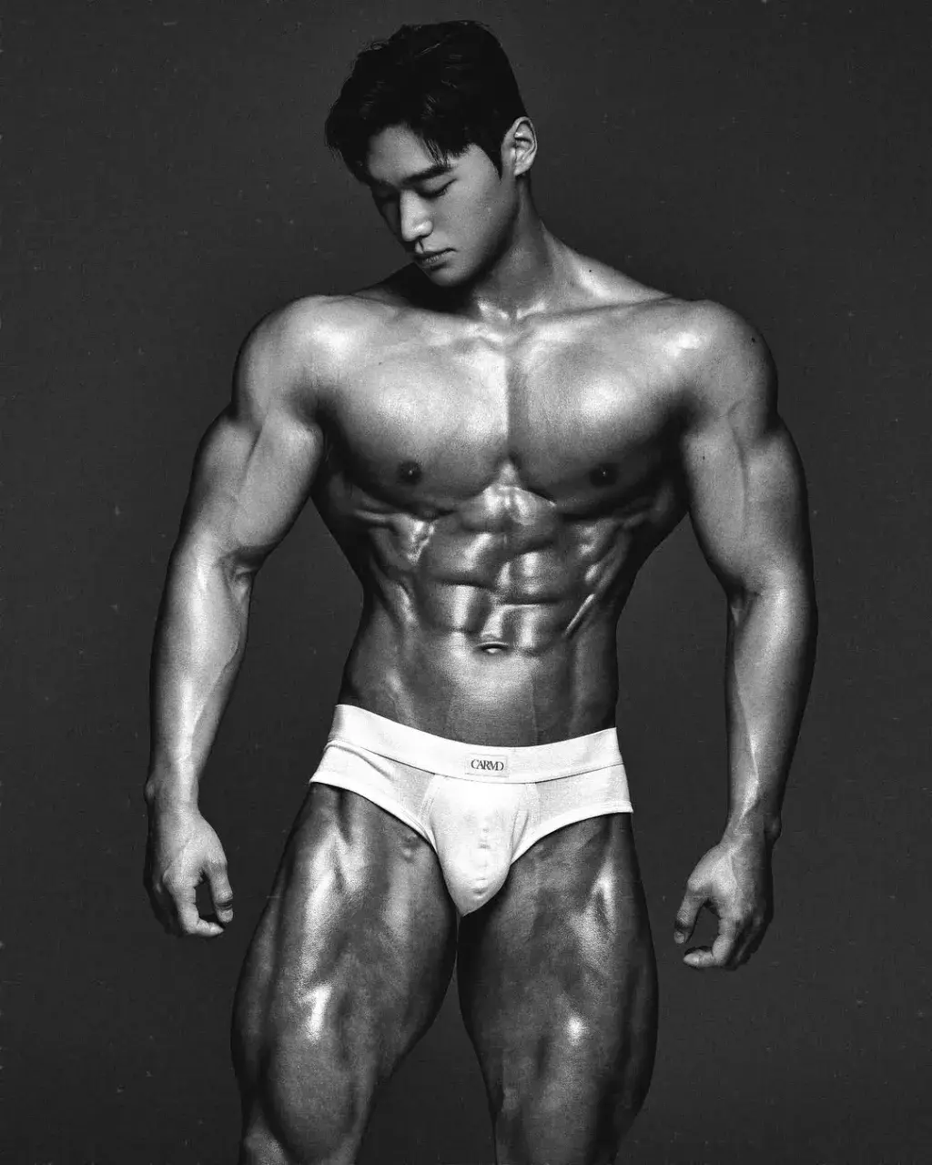 หนุ่มเกาหลีงานดี มีวาร์ป ( IG : cbum_js )