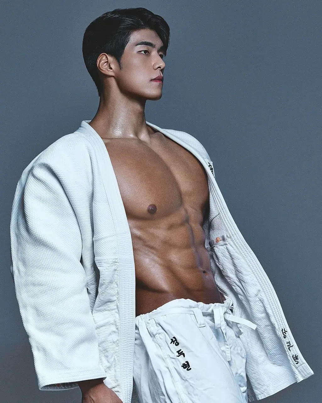 หนุ่มเกาหลีงานดี มีวาร์ป ( IG : __sungdu )