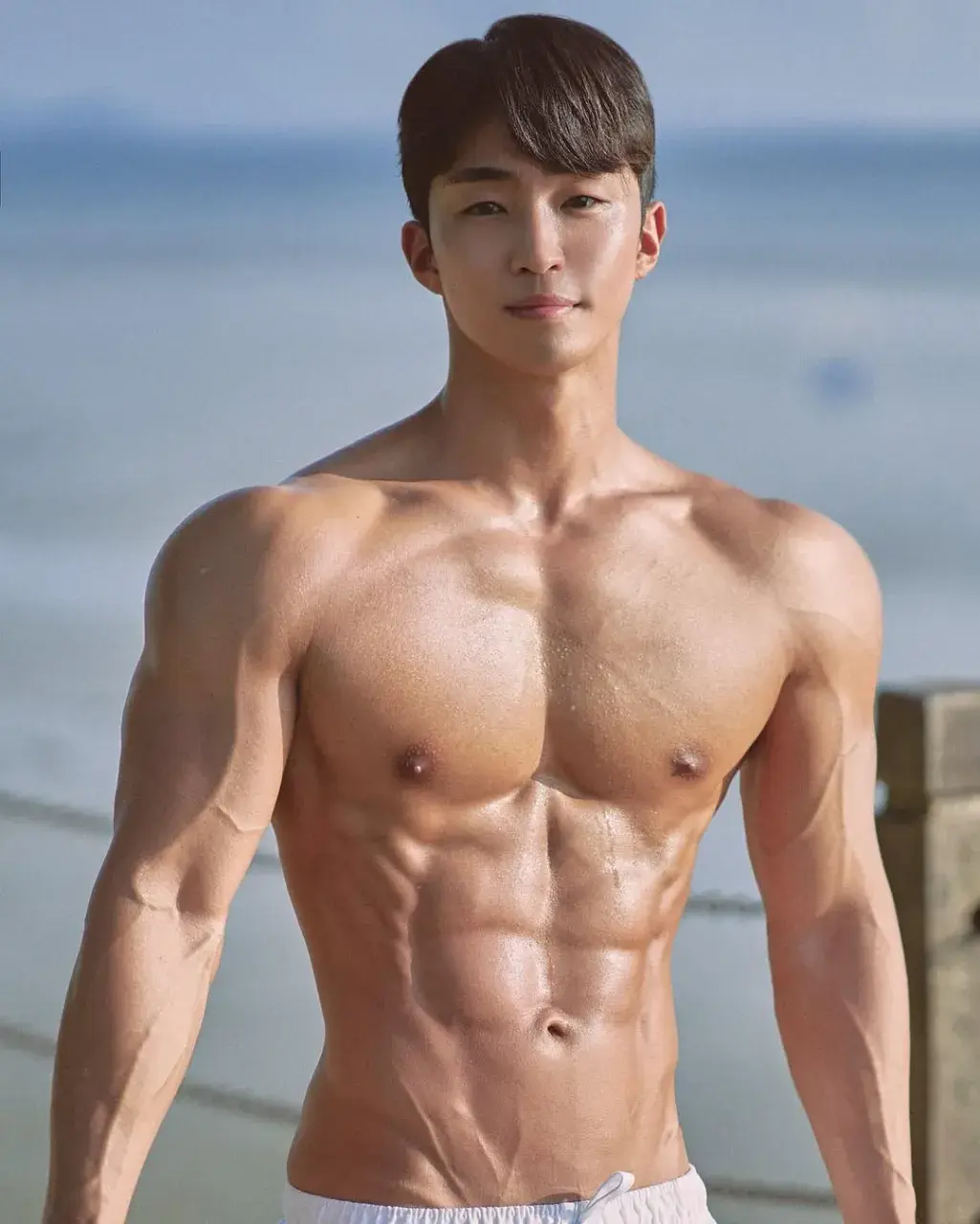 หนุ่มเกาหลีงานดี มีวาร์ป ( IG : meeeebum )