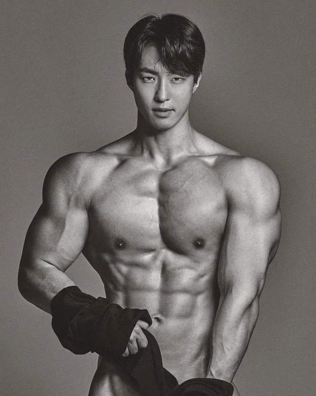 หนุ่มเกาหลีงานดี มีวาร์ป ( IG : meeeebum )