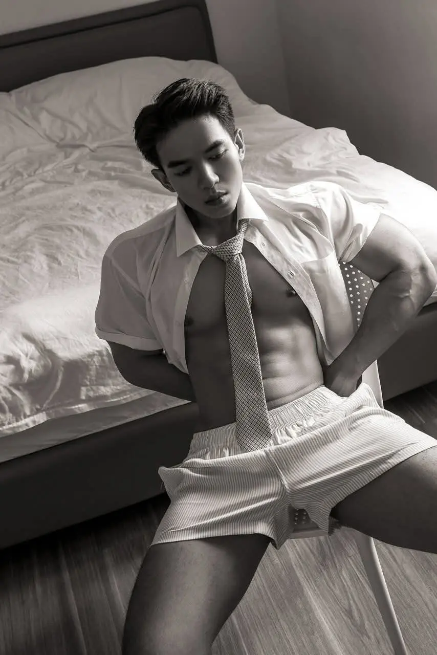 เนคไท-ชายแซ่บ