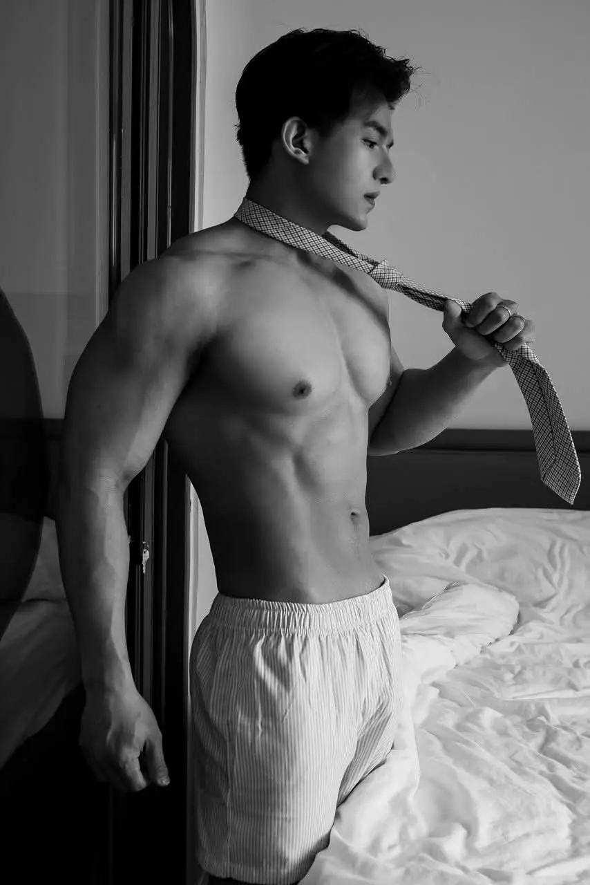 เนคไท-ชายแซ่บ