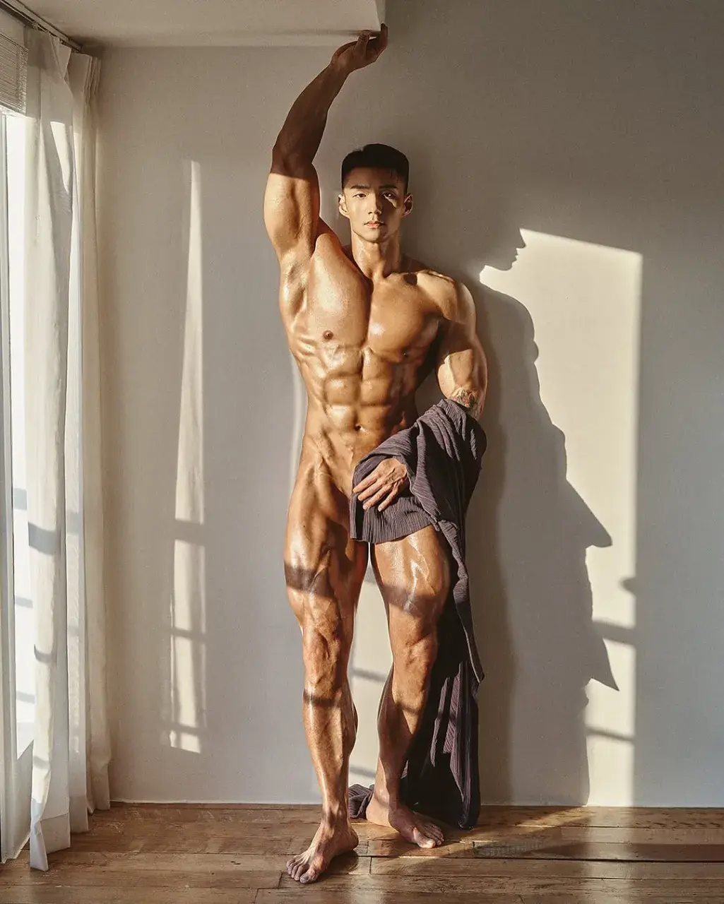 หนุ่มเกาหลีงานดี มีวาร์ป ( IG : big_hj89 )