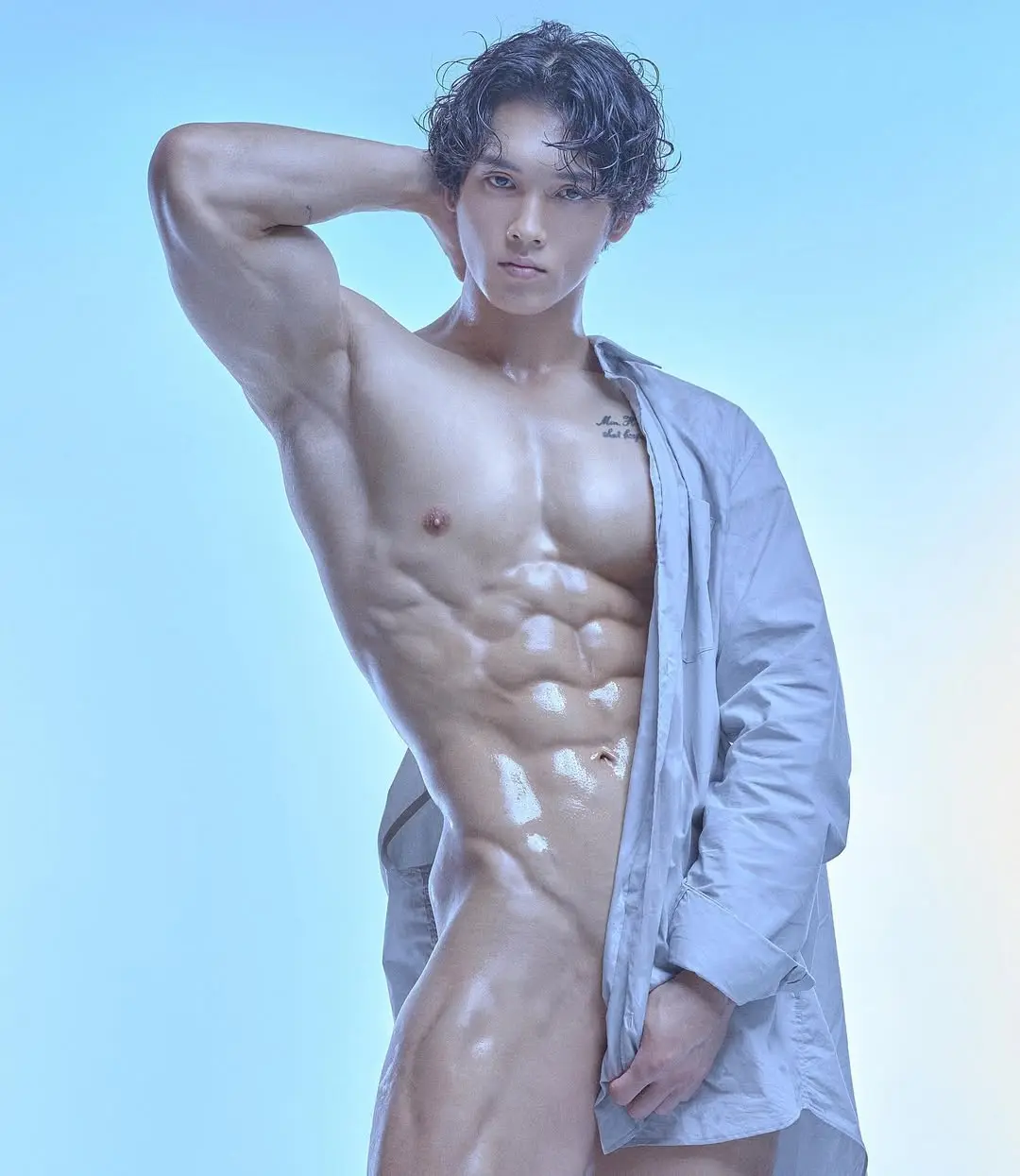 หนุ่มเกาหลีงานดี มีวาร์ป ( IG : onioni_91 )