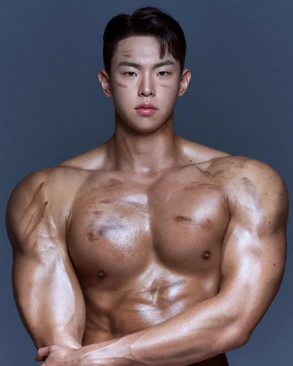 หนุ่มเกาหลีงานดี มีวาร์ป ( IG : young___yong )