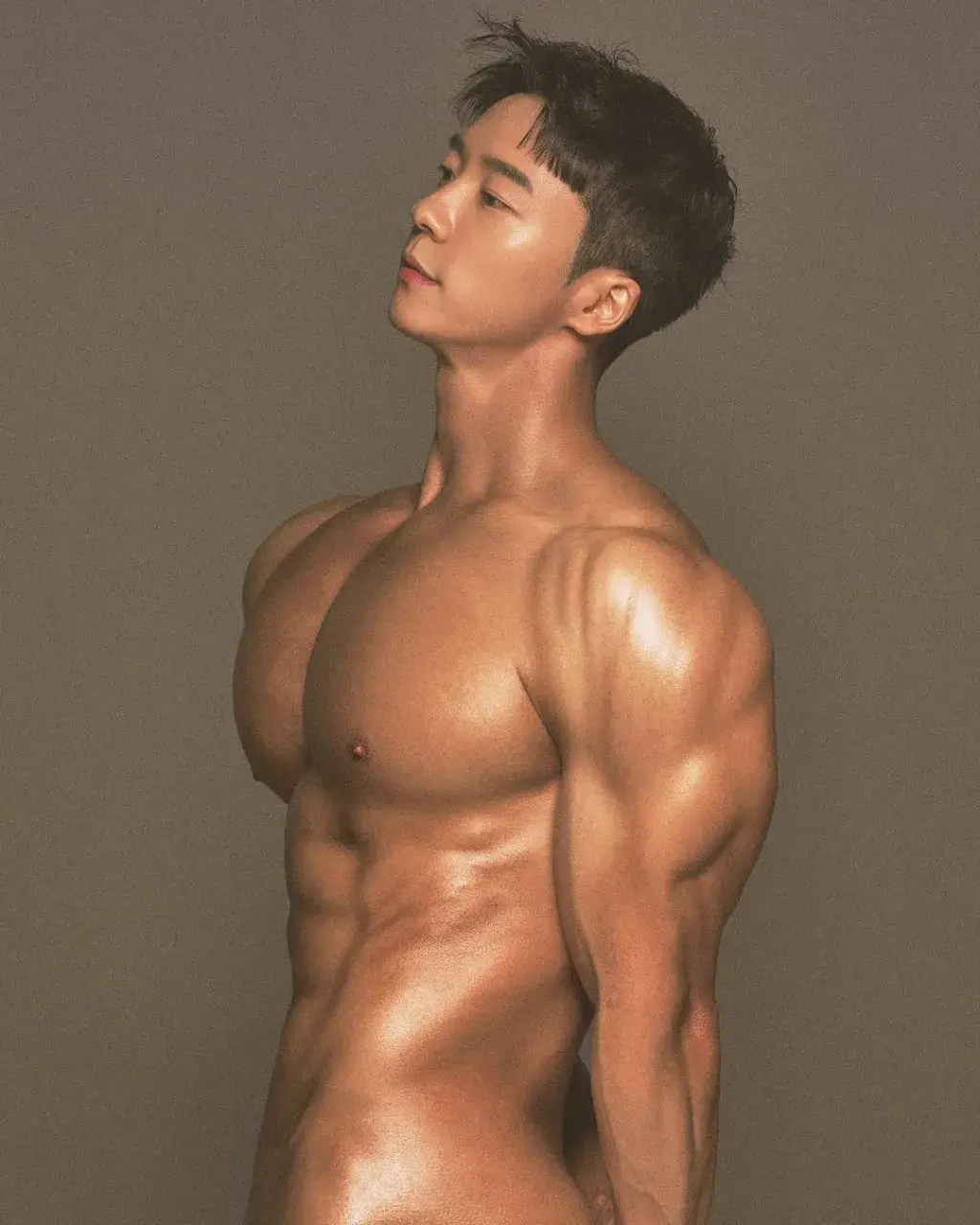 หนุ่มเกาหลีงานดี มีวาร์ป ( IG : todayss_dan )