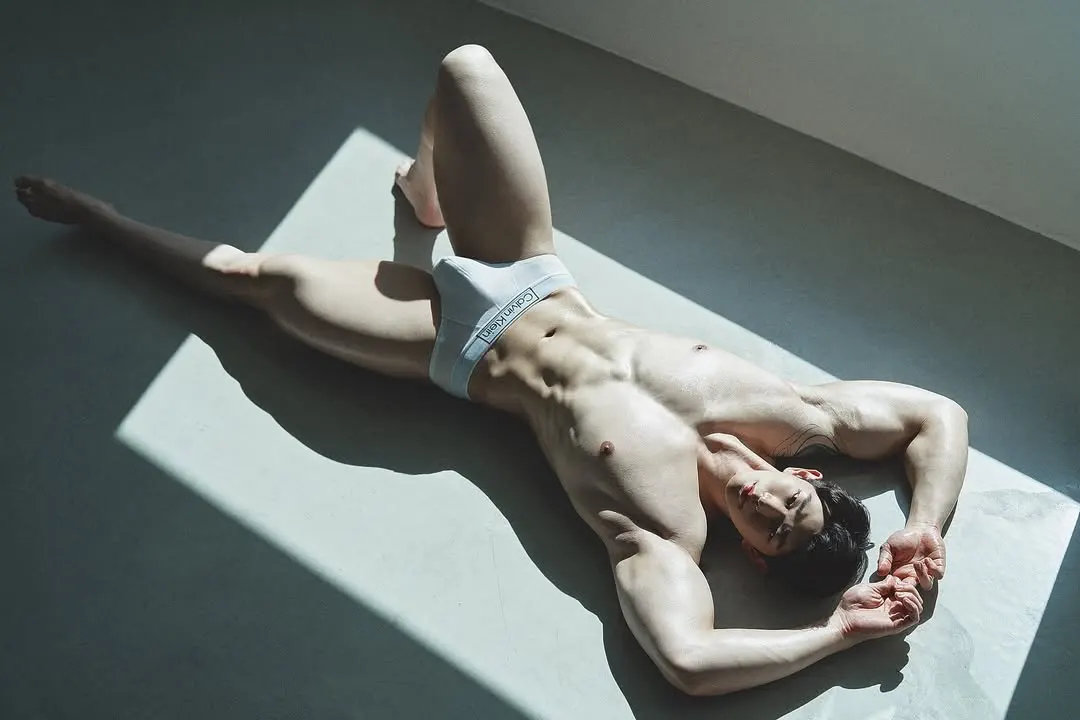 หนุ่มเกาหลีงานดี มีวาร์ป ( IG : lmminseob )