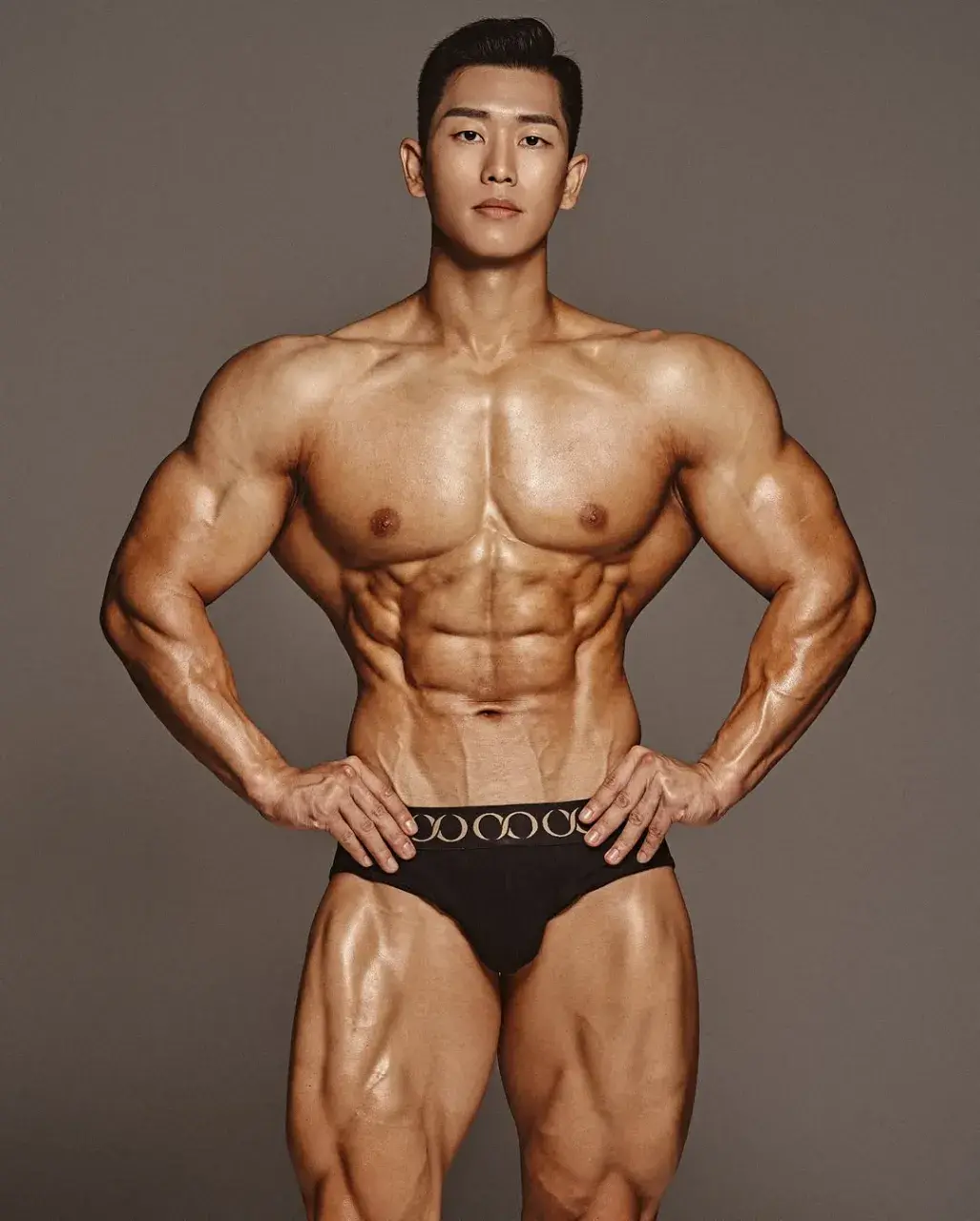 หนุ่มเกาหลีงานดี มีวาร์ป ( IG : parkpoleon )