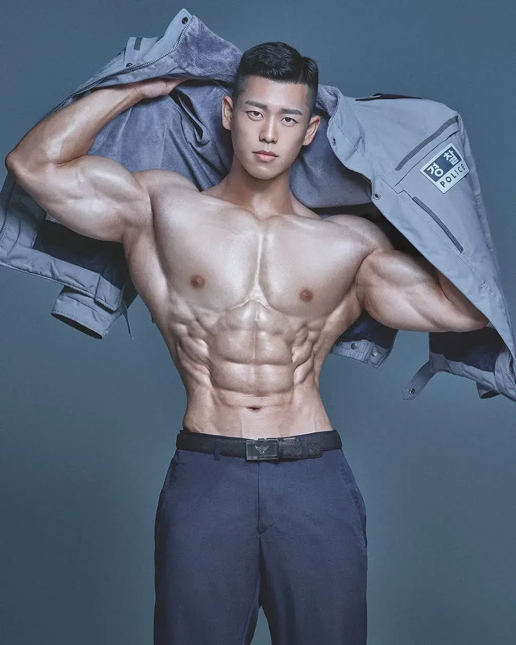 หนุ่มเกาหลีงานดี มีวาร์ป ( IG : parkpoleon )