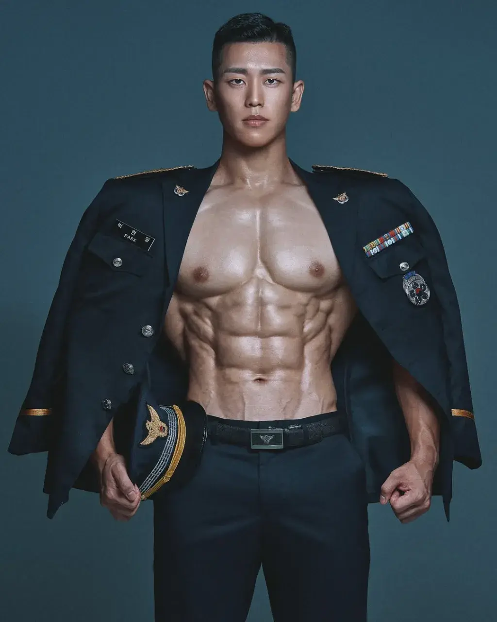 หนุ่มเกาหลีงานดี มีวาร์ป ( IG : parkpoleon )