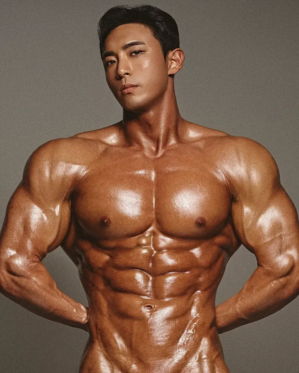 หนุ่มเกาหลีงานดี มีวาร์ป ( IG : hyunha_jung )