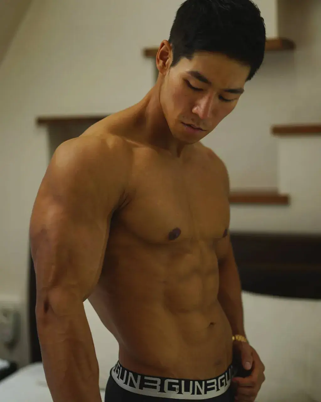 หนุ่มเกาหลีงานดี มีวาร์ป ( IG : ckb610 )