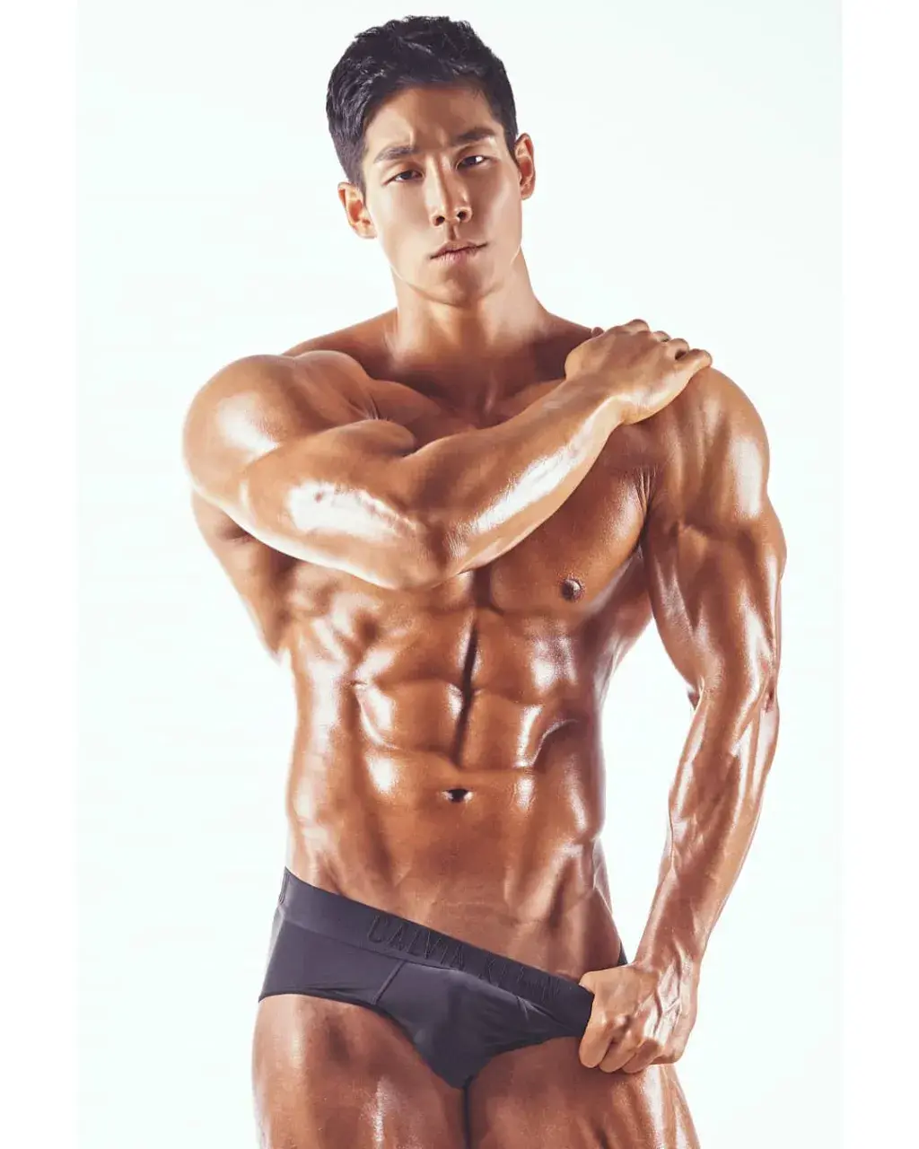 หนุ่มเกาหลีงานดี มีวาร์ป ( IG : ckb610 )