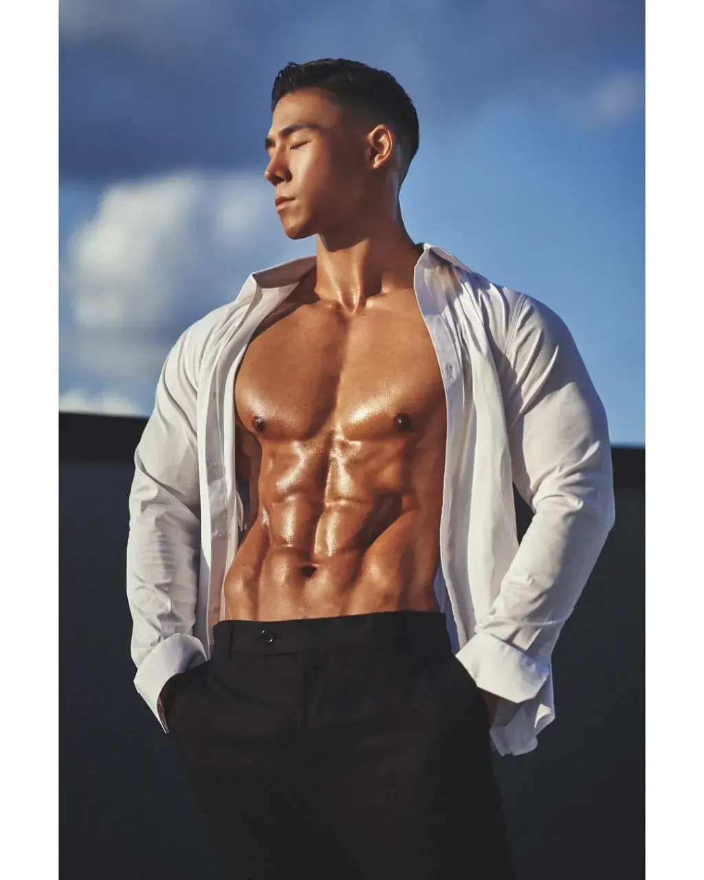 หนุ่มเกาหลีงานดี มีวาร์ป ( IG : ckb610 )