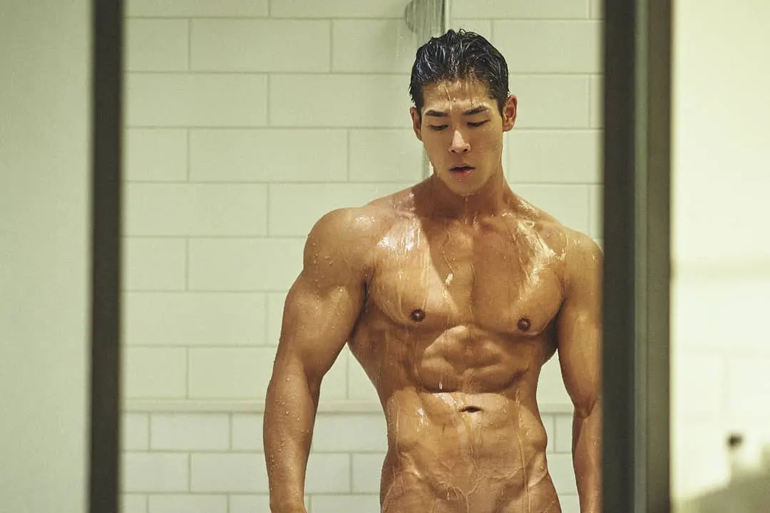 หนุ่มเกาหลีงานดี มีวาร์ป ( IG : ckb610 )