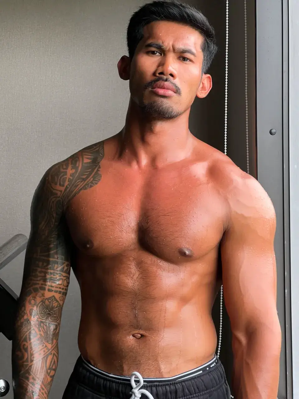 เฮียเฟยกับพวกพ้อง...แซ๋บบบ