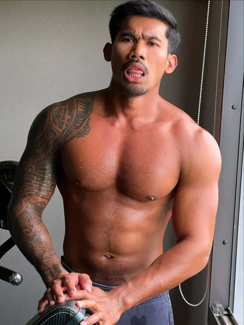 อบากให้ผัวชื่อเบิ้มมมม