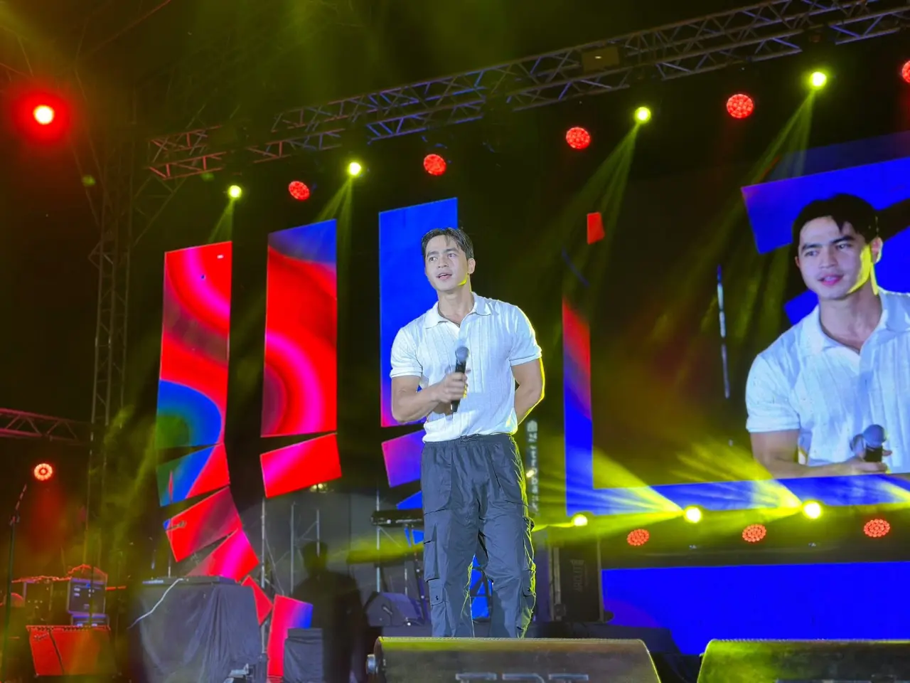 Actor : Elyson De Dios