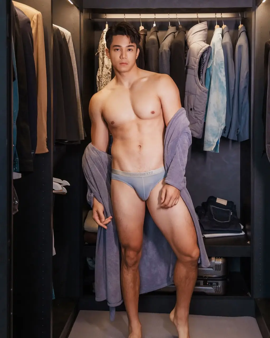 Fitness Trainer, Model & Actor：Joe