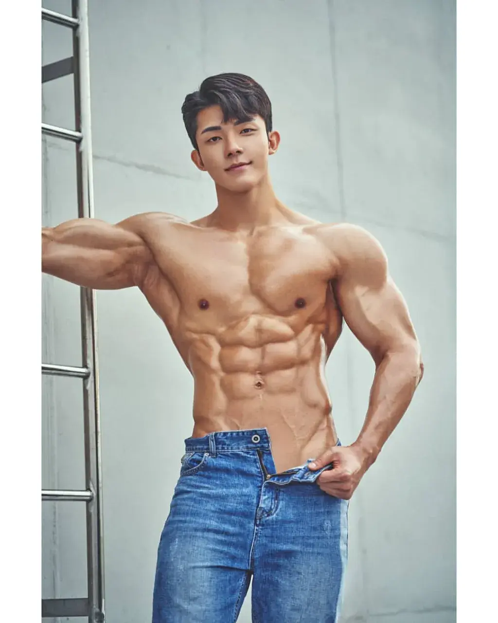 หนุ่มเกาหลีงานดี มีวาร์ป ( IG : l_jseok )