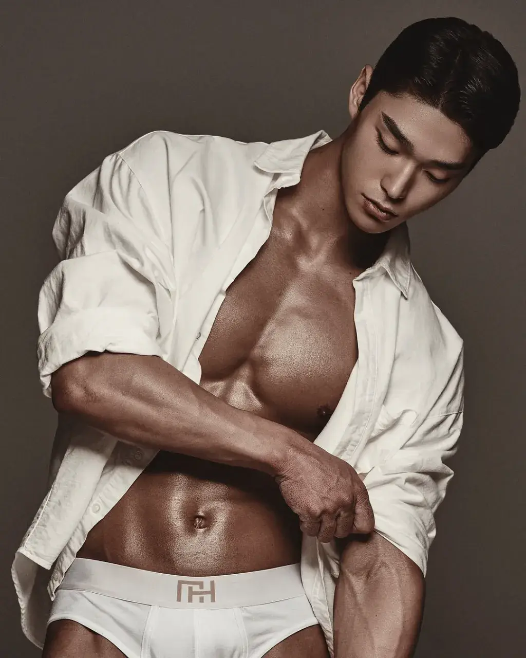 หนุ่มเกาหลีงานดี มีวาร์ป ( IG : joon_hhhhhh )