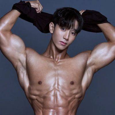 หนุ่มเกาหลีงานดี มีวาร์ป ( IG : _5vs10 )