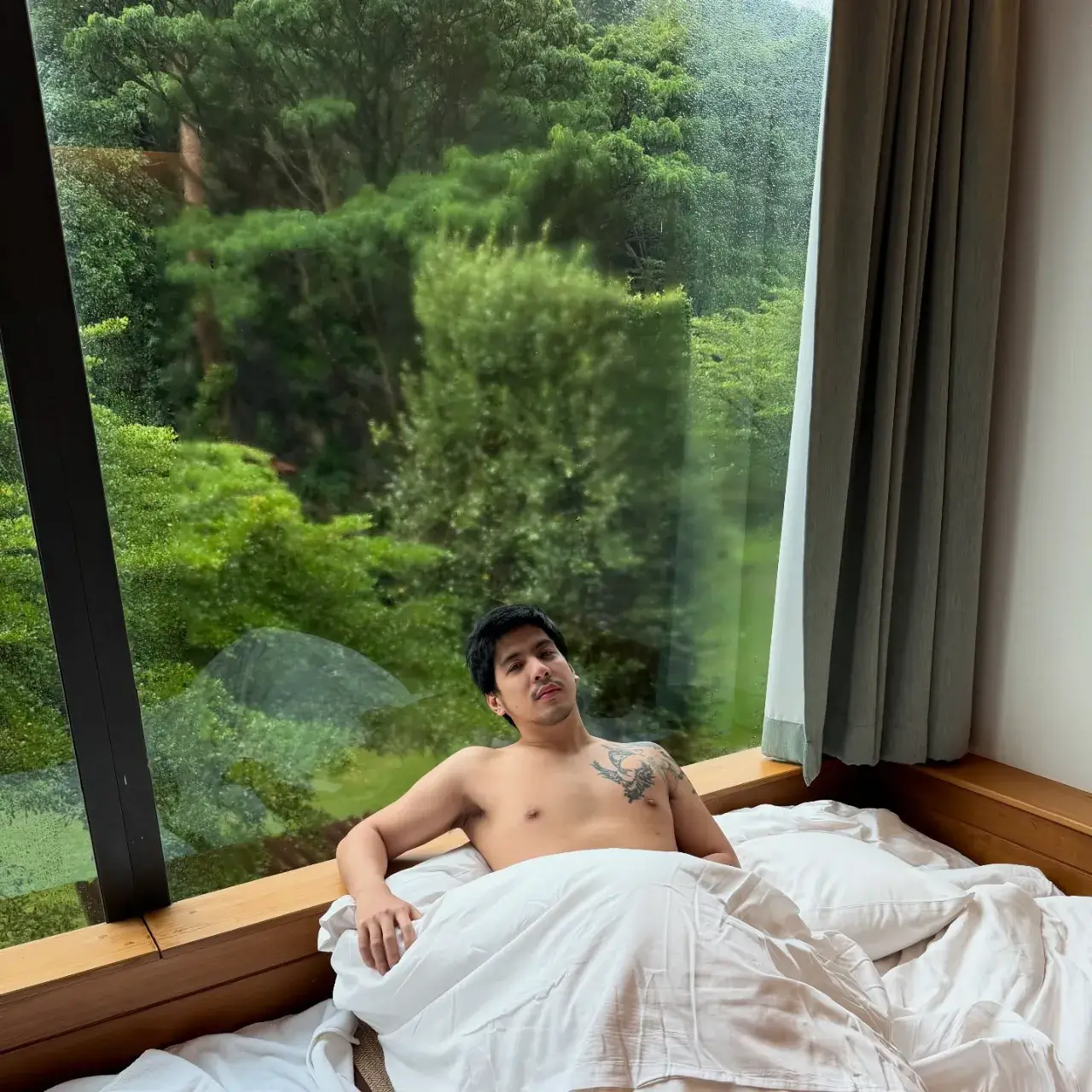 อยากนอนกับผ้ว