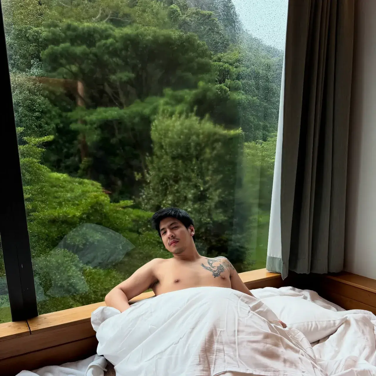 อยากนอนกับผ้ว