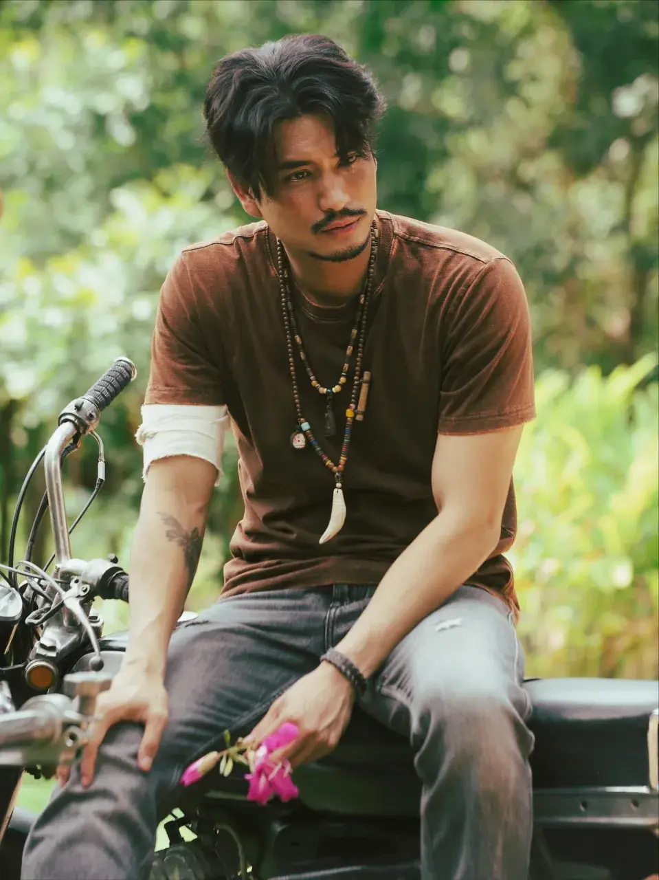 สวาทรักพี่มาดเข้ม