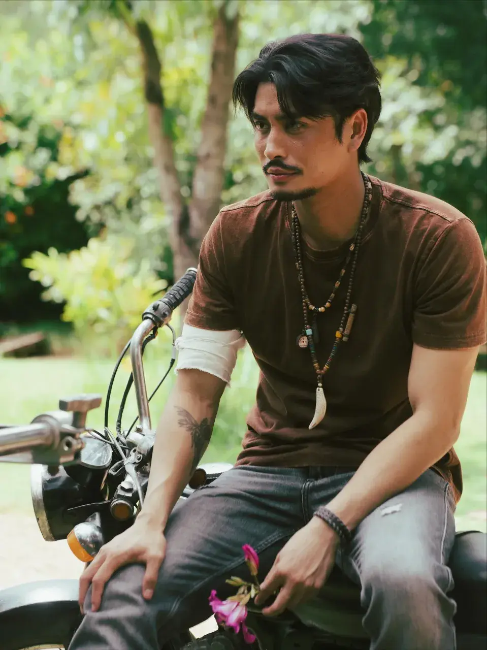 สวาทรักพี่มาดเข้ม