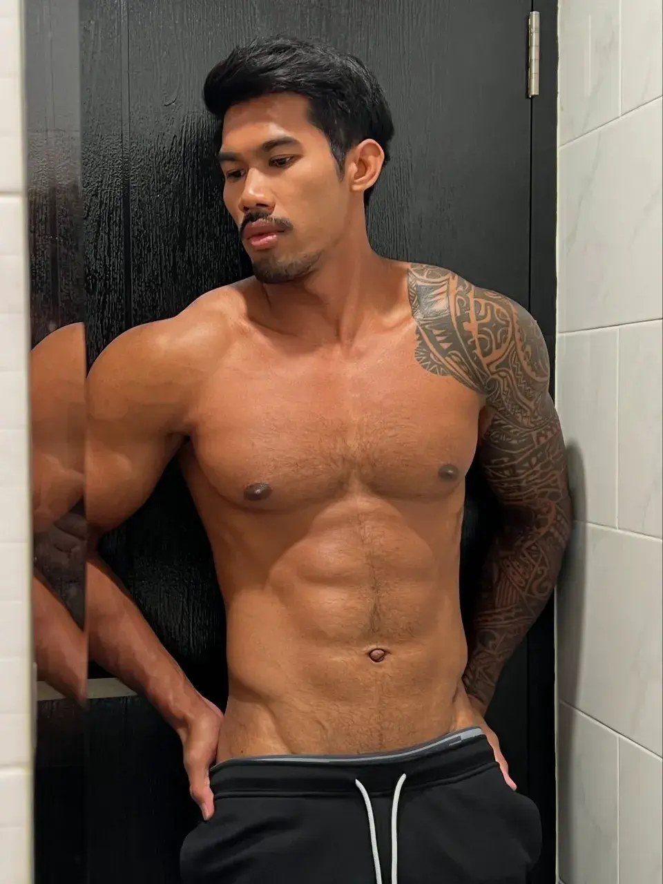 สวาทรักพี่มาดเข้ม