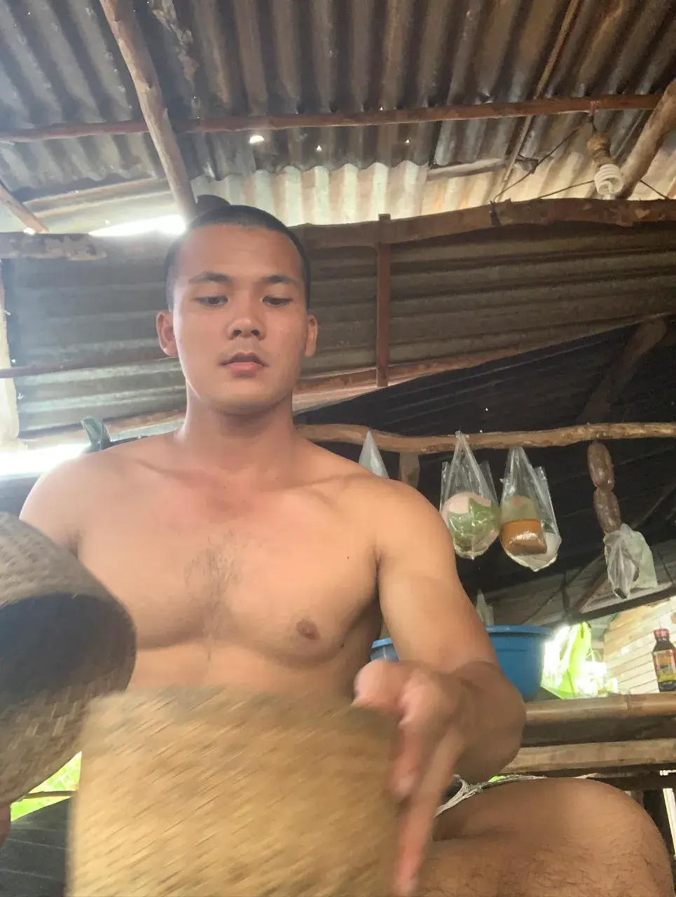 หลงกลิ่นกายหนุ่ม