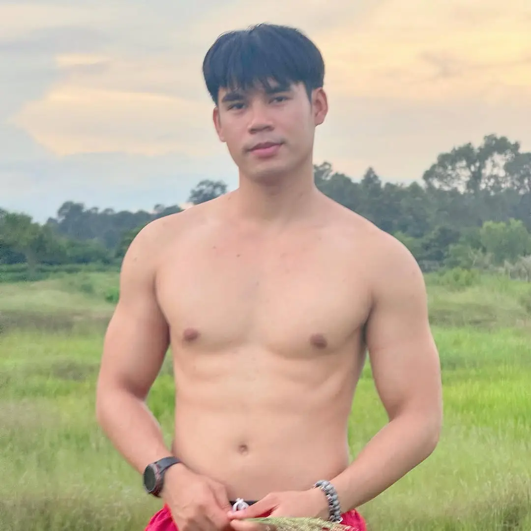 เสพพลังกล้ามของบุรุษ