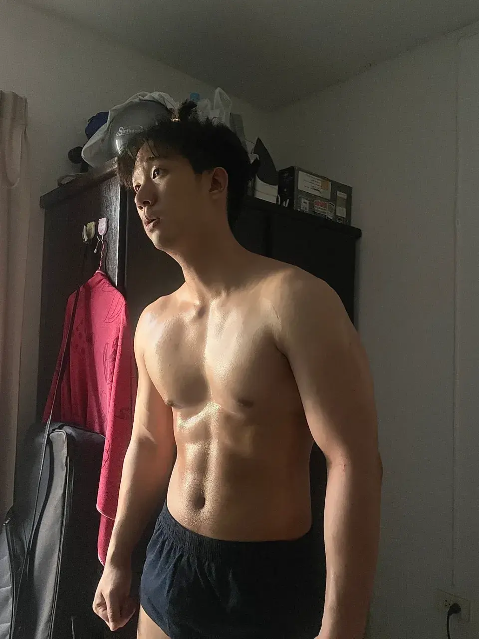 เสพพลังกล้ามของบุรุษ