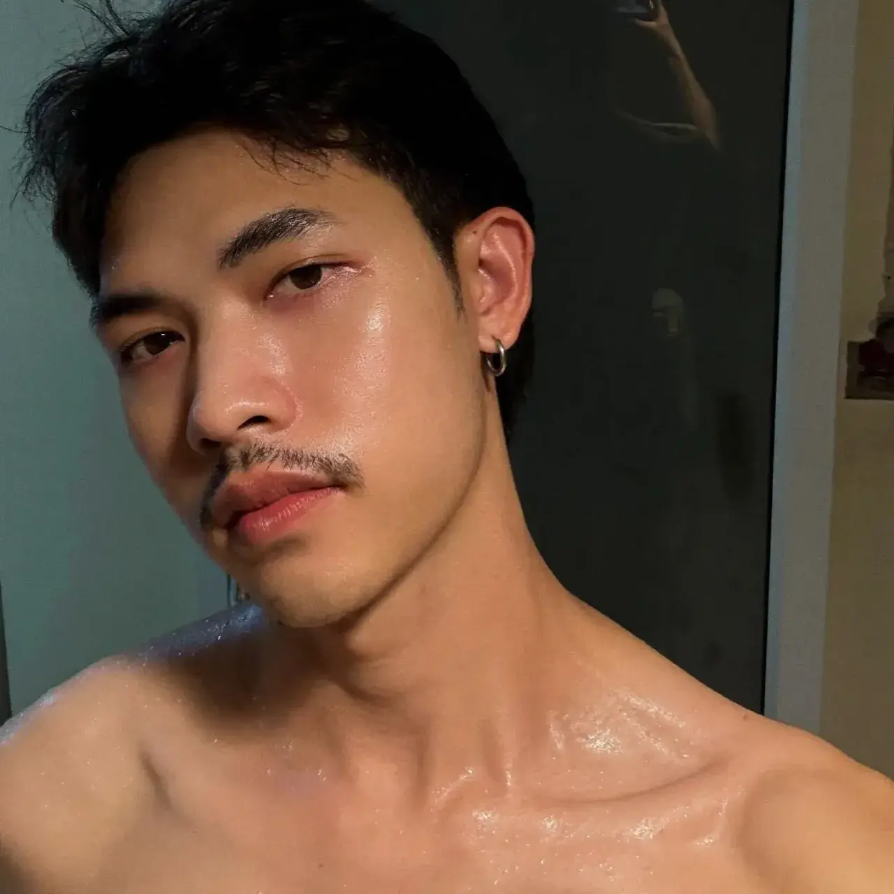 เสพพลังกล้ามของบุรุษ