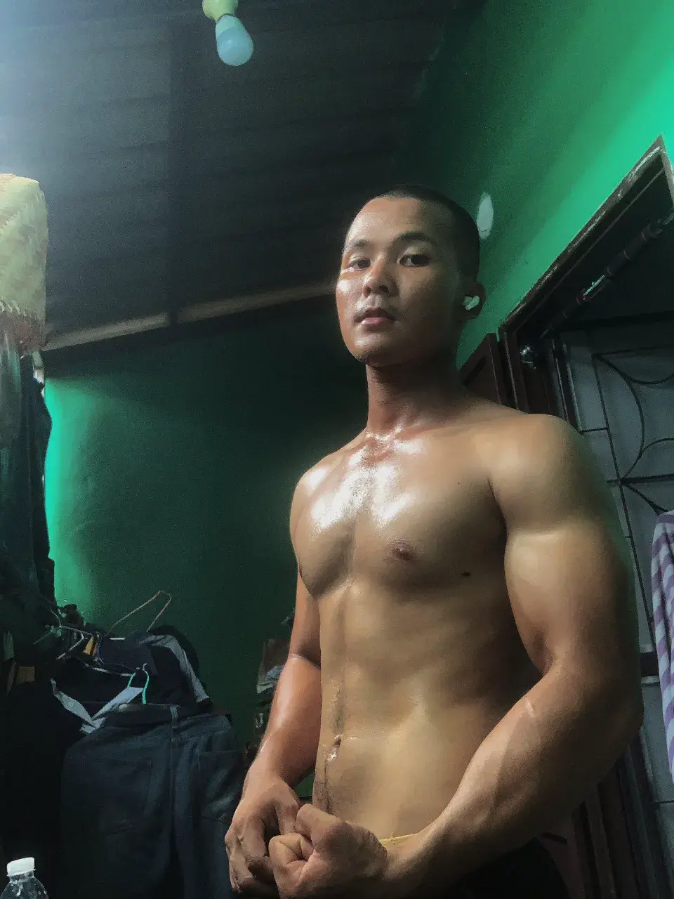 เสพเธอให้ฉ่ำปอด