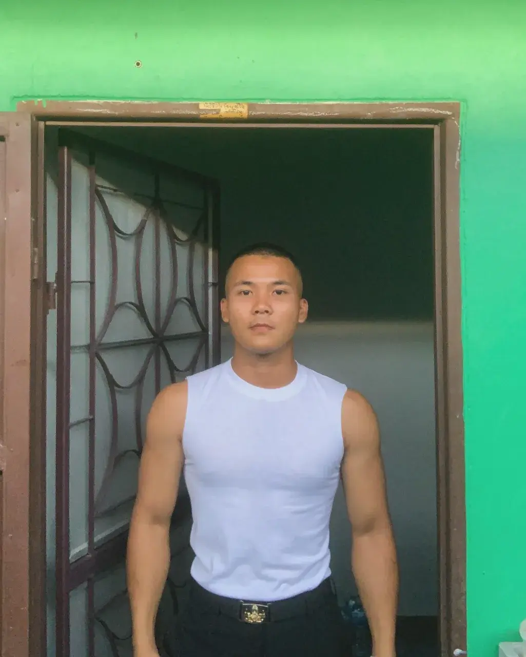 เสพเธอให้ฉ่ำปอด