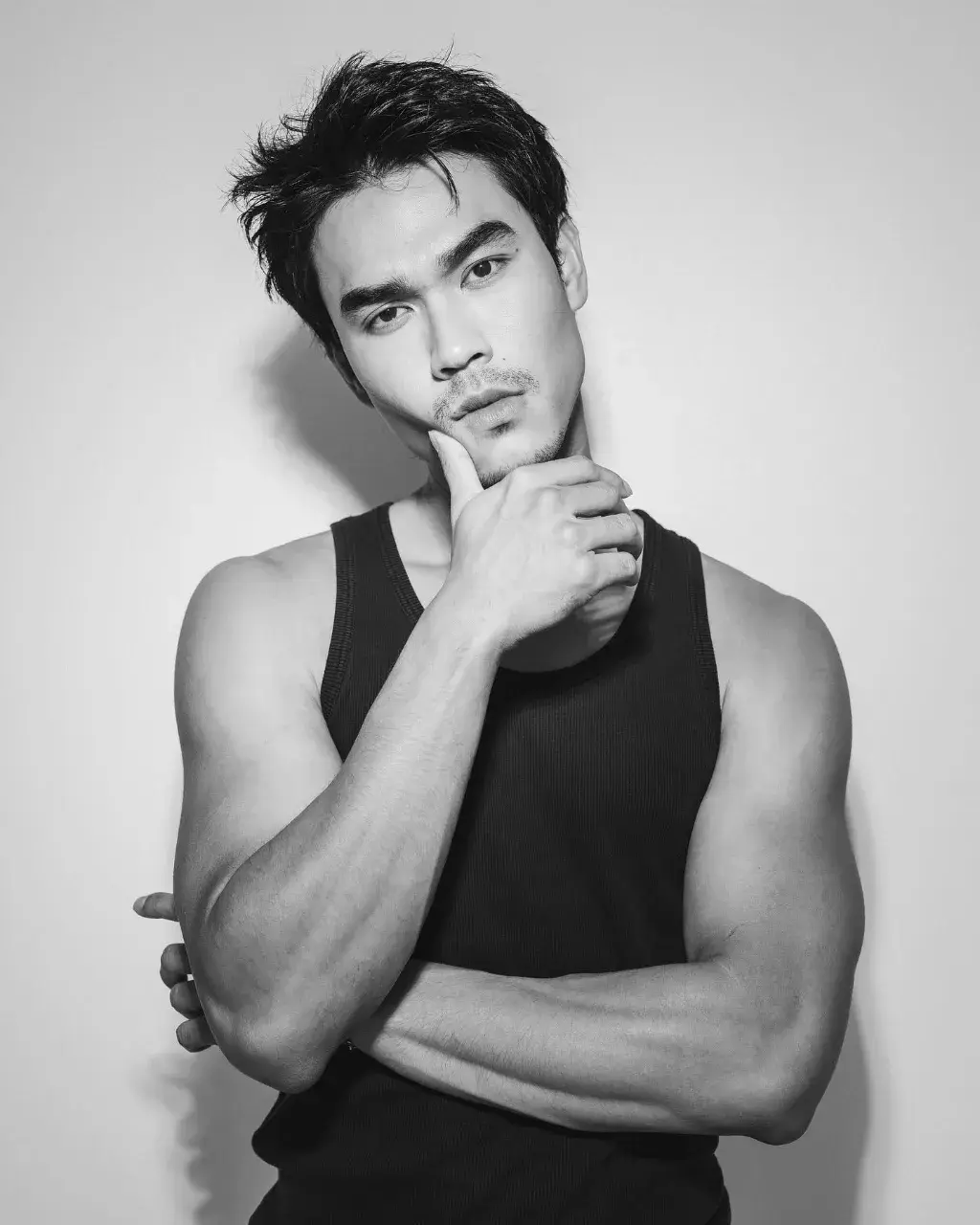 หลงรักหนุ่มมาดเข้ม