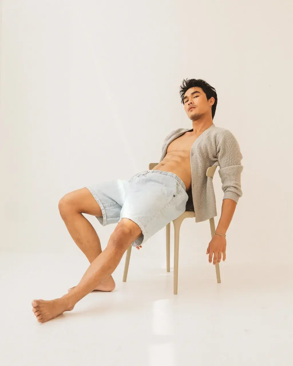 หลงรักหนุ่มมาดเข้ม